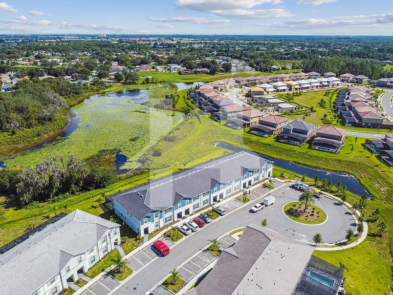 Vacation Home Near Disney, 5 bedrooms