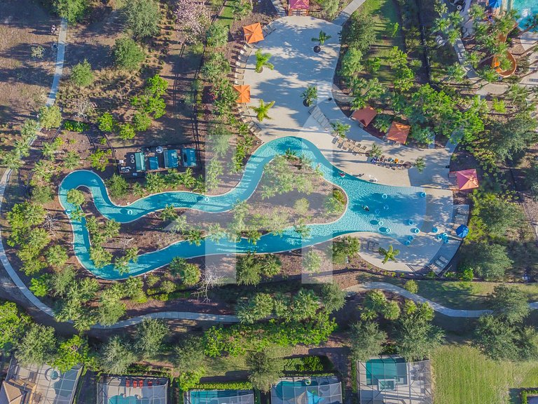 Vacation Home Near Disney, 5 bedrooms