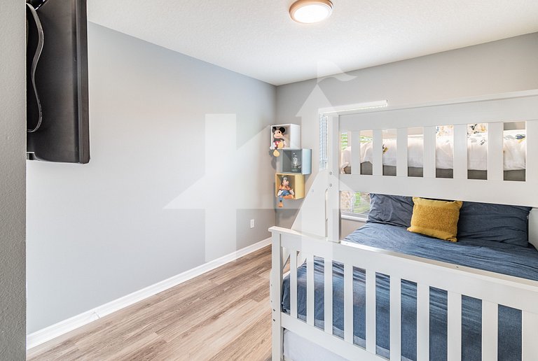 Vacation Home Near Disney, 3 bedrooms