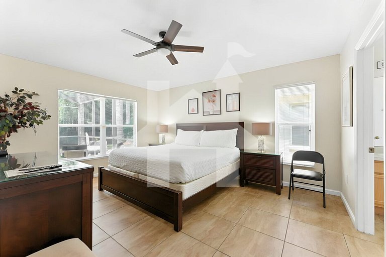 Vacation Home Near Disney, 4 bedrooms