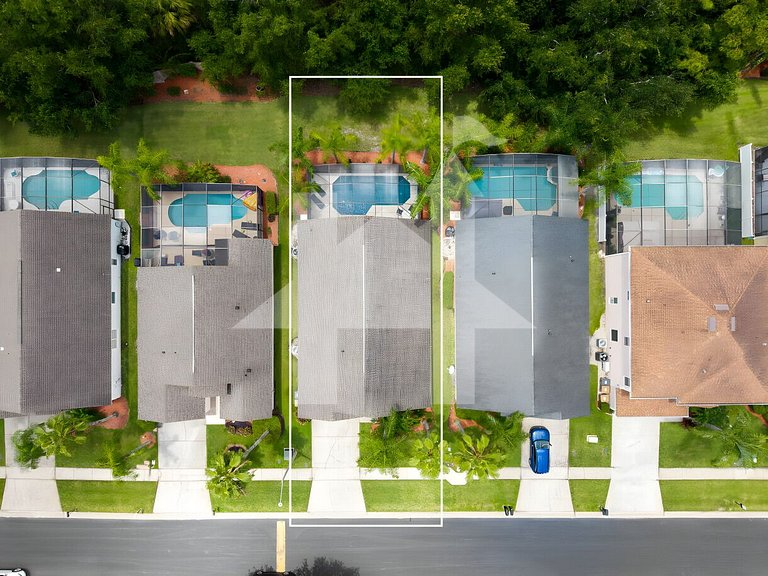 Vacation Home Near Disney, 4 bedrooms