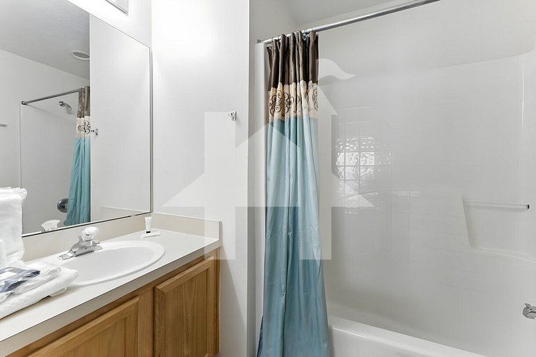 Vacation Home Near Disney, 4 bedrooms