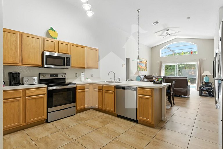 Vacation Home Near Disney, 4 bedrooms