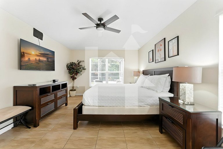 Vacation Home Near Disney, 4 bedrooms