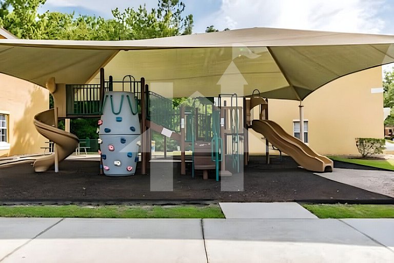 Vacation Home Near Disney, 4 bedrooms