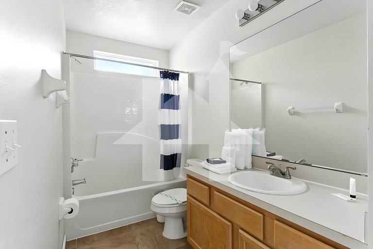 Vacation Home Near Disney, 4 bedrooms