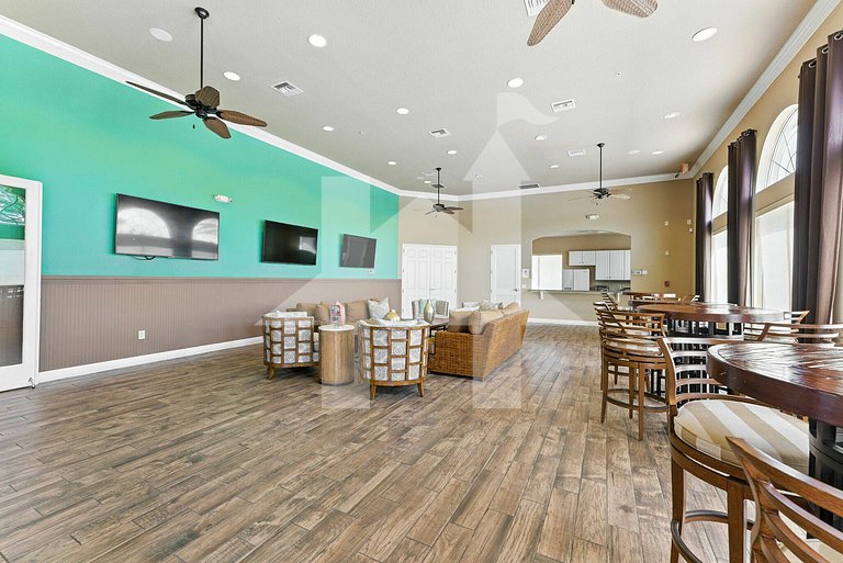 Vacation Home Near Disney, 4 bedrooms