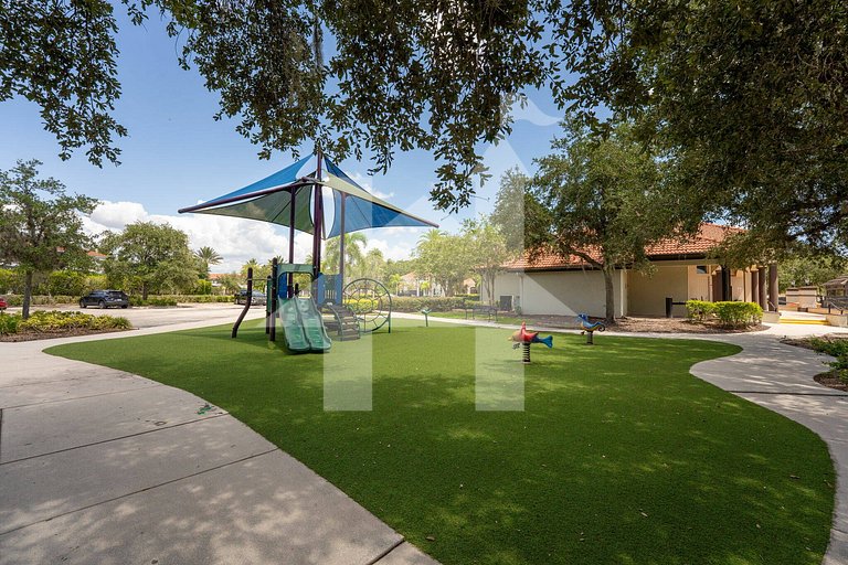 Vacation Home Near Disney, 4 bedrooms