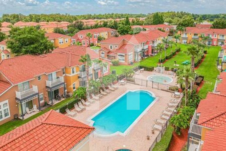 Vacation Home Near Disney, 4 bedrooms