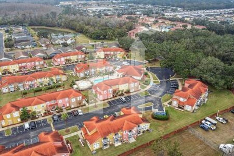 Vacation Home Near Disney, 4 bedrooms