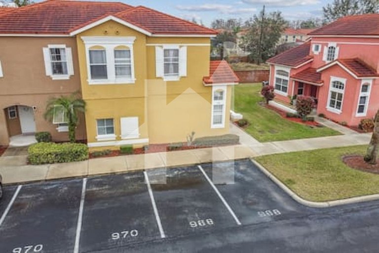 Vacation Home Near Disney, 4 bedrooms