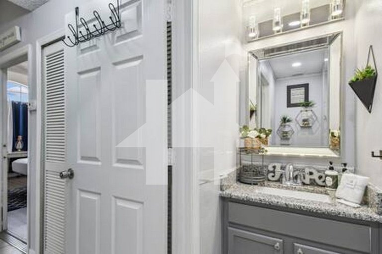 Vacation Home Near Disney, 4 bedrooms