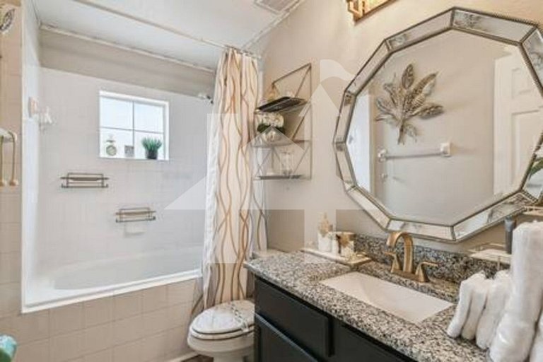 Vacation Home Near Disney, 4 bedrooms