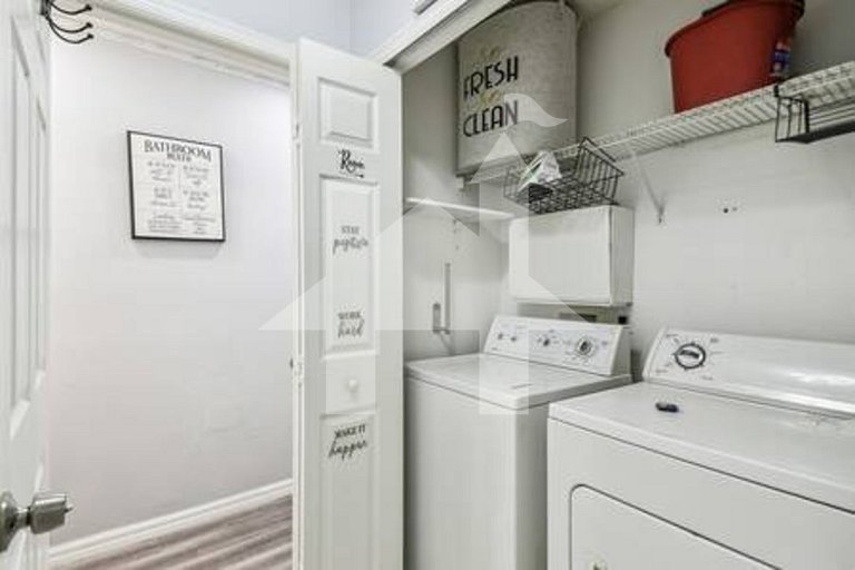 Vacation Home Near Disney, 4 bedrooms