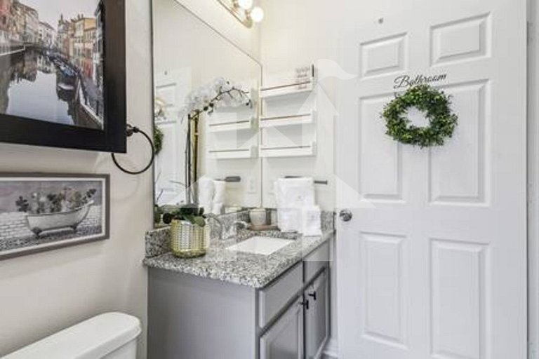 Vacation Home Near Disney, 4 bedrooms