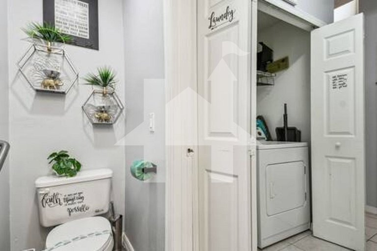 Vacation Home Near Disney, 4 bedrooms