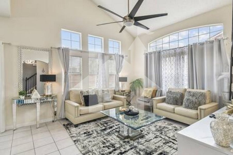 Vacation Home Near Disney, 4 bedrooms