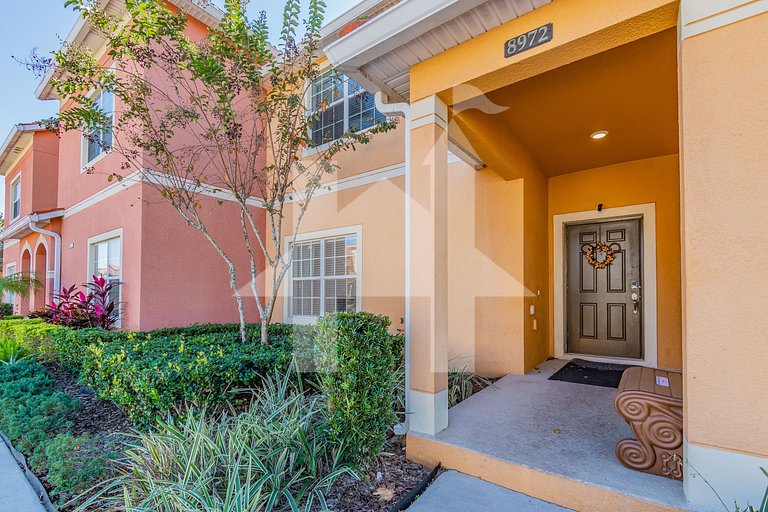 Vacation Home Near Disney, 4 bedrooms
