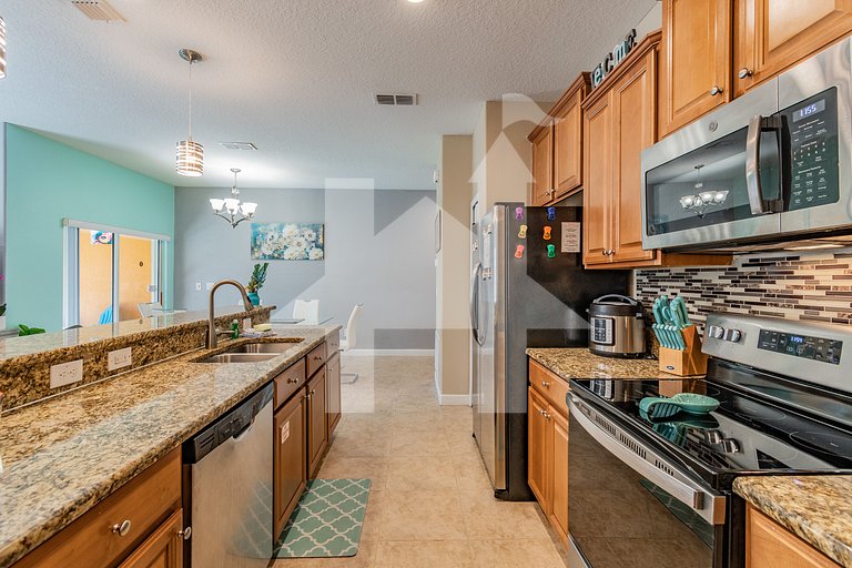 Vacation Home Near Disney, 4 bedrooms