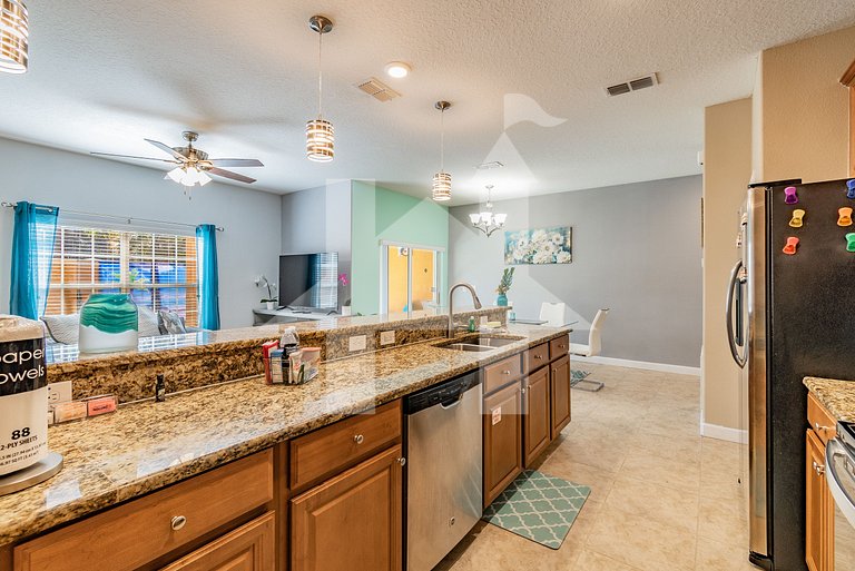 Vacation Home Near Disney, 4 bedrooms