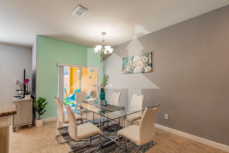 Vacation Home Near Disney, 4 bedrooms