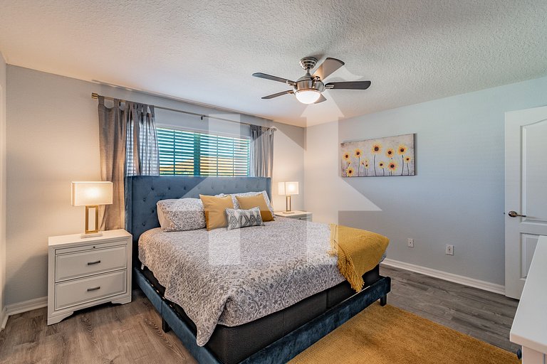 Vacation Home Near Disney, 4 bedrooms