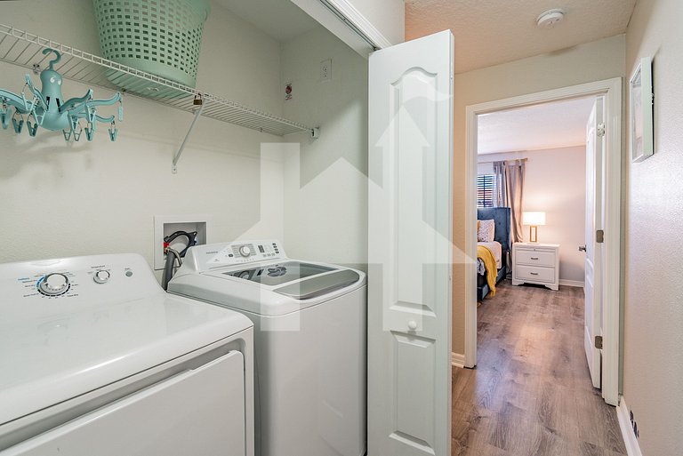 Vacation Home Near Disney, 4 bedrooms