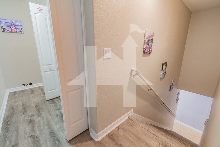 Vacation Home Near Disney, 4 bedrooms