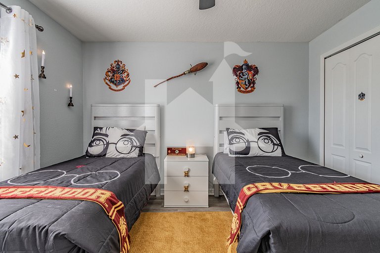Vacation Home Near Disney, 4 bedrooms