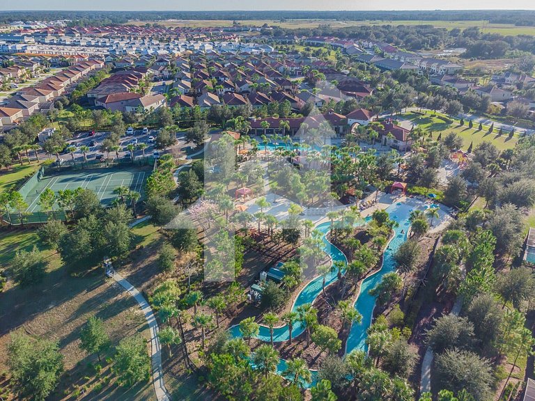 Vacation Home Near Disney, 5 bedrooms