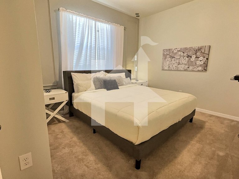 Vacation Home Near Disney, 5 bedrooms