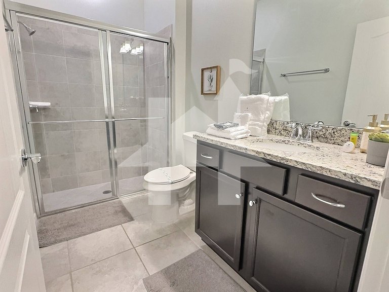 Vacation Home Near Disney, 5 bedrooms