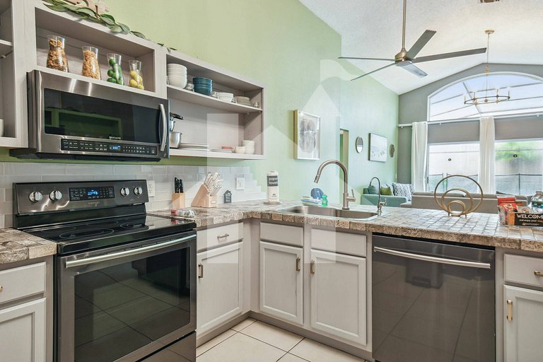 Vacation Home Near Disney, 5 bedrooms