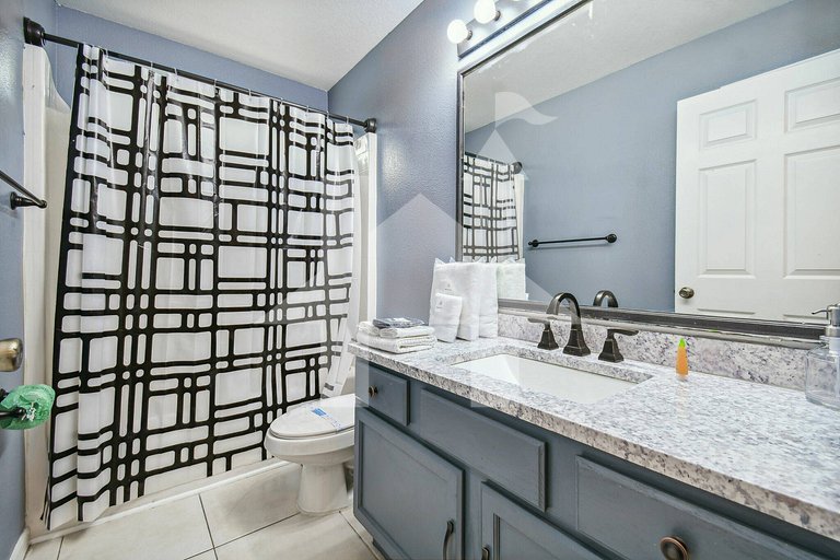 Vacation Home Near Disney, 5 bedrooms