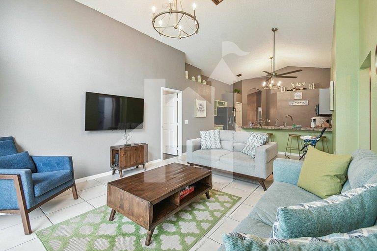 Vacation Home Near Disney, 5 bedrooms