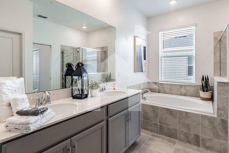 Vacation Home Near Disney, 3 bedrooms