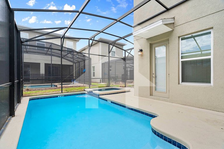 Vacation Home Near Disney, 5 bedrooms