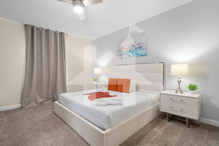 Storey Lake 5BR Themed Villa –10 min to Disney