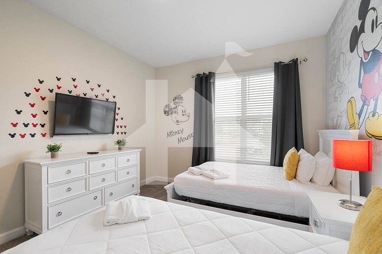 Storey Lake 5BR Themed Villa –10 min to Disney