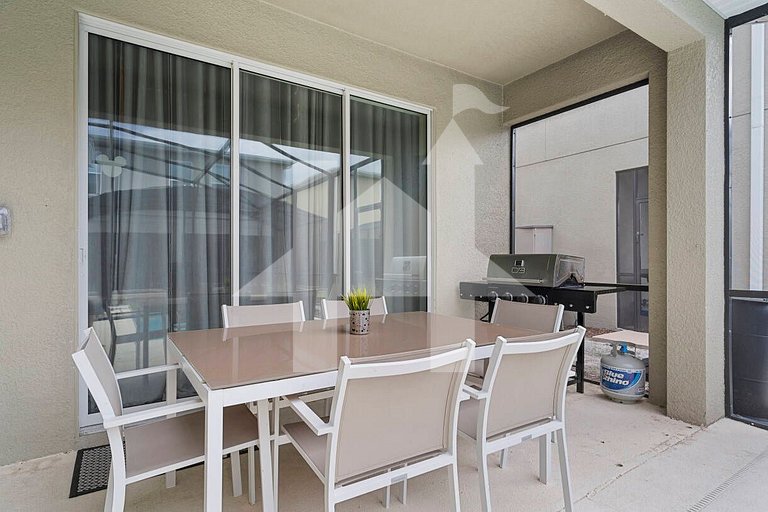 Storey Lake 5BR Themed Villa –10 min to Disney