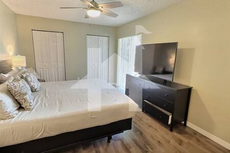 Vacation Home Near Disney, 4 bedrooms
