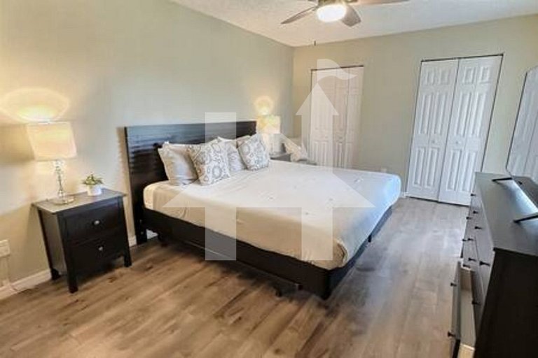 Vacation Home Near Disney, 4 bedrooms