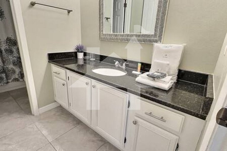 Vacation Home Near Disney, 4 bedrooms