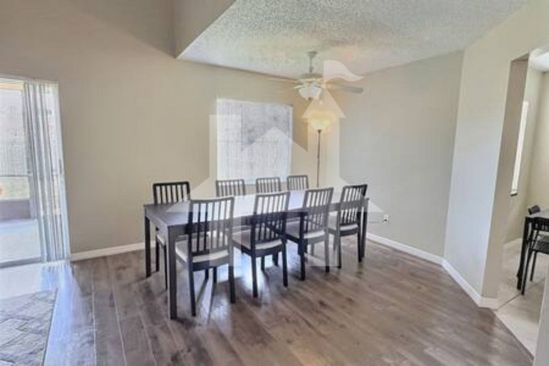 Vacation Home Near Disney, 4 bedrooms