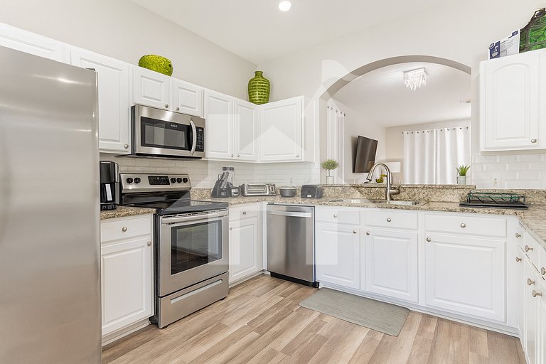 Casa Épica de 6 Quartos | Quarto dos Vingadores + Piscina