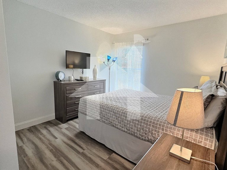 Vacation Home Near Disney, 4 bedrooms