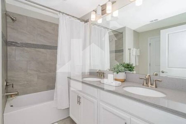 Townhouse 4Hab Storey Lake, Piscina Climatizada