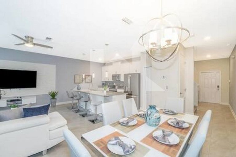Townhouse 4Hab Storey Lake, Piscina Climatizada