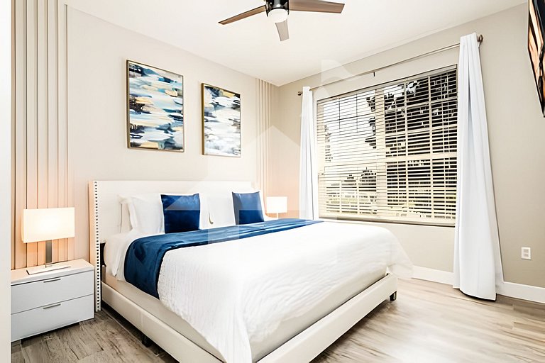 Vacation Home Near Disney, 4 bedrooms