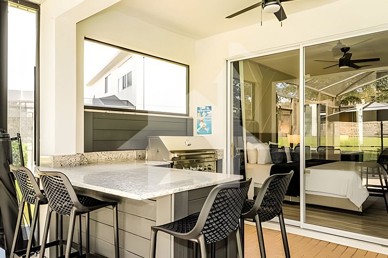 Vacation Home Near Disney, 4 bedrooms